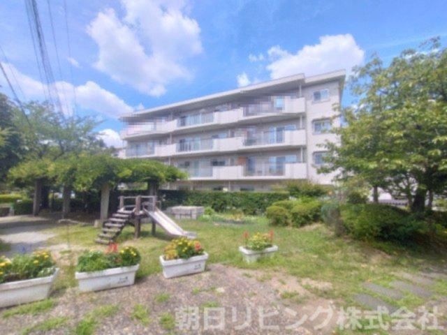 3LDK apartment in Machida, Tokyo - Photo 1