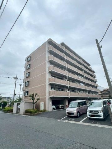 3LDK apartment in Soka, Saitama - Photo 1