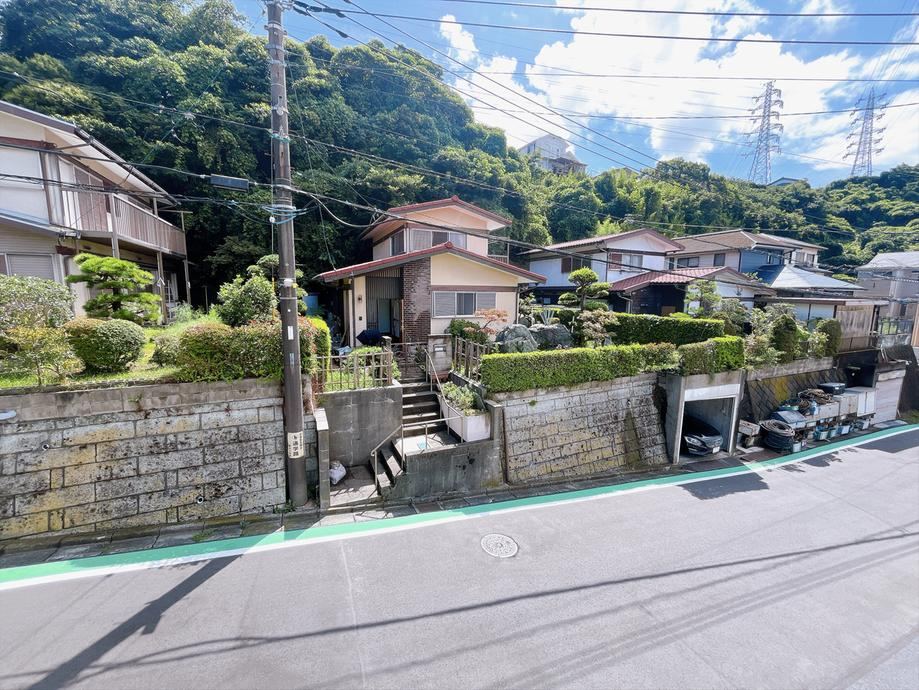 4LDK house in Yokosuka, Kanagawa - Photo 1