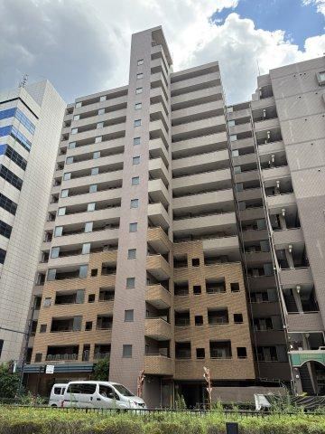 3LDK apartment in Shinagawa Ward, Tokyo - Photo 1
