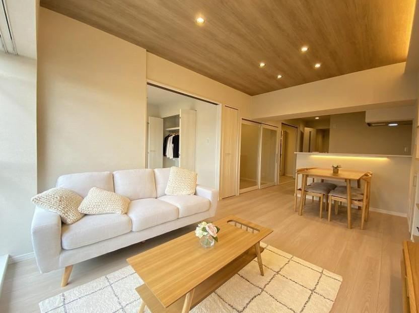2LDK+S apartment in Suginami Ward, Tokyo - Photo 1