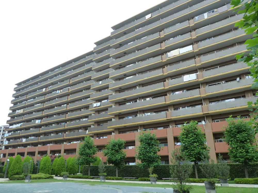 3LDK apartment in Higashiyamato, Tokyo - Photo 1