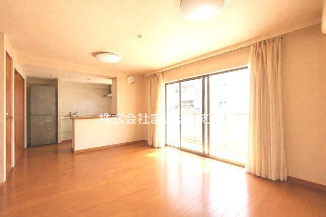 3LDK apartment in Kawaguchi, Saitama - Photo 1