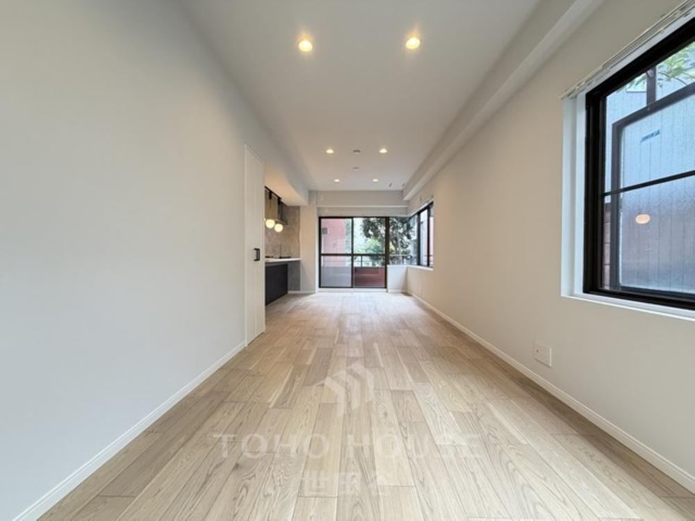 2LDK apartment in Chofu, Tokyo - Photo 1
