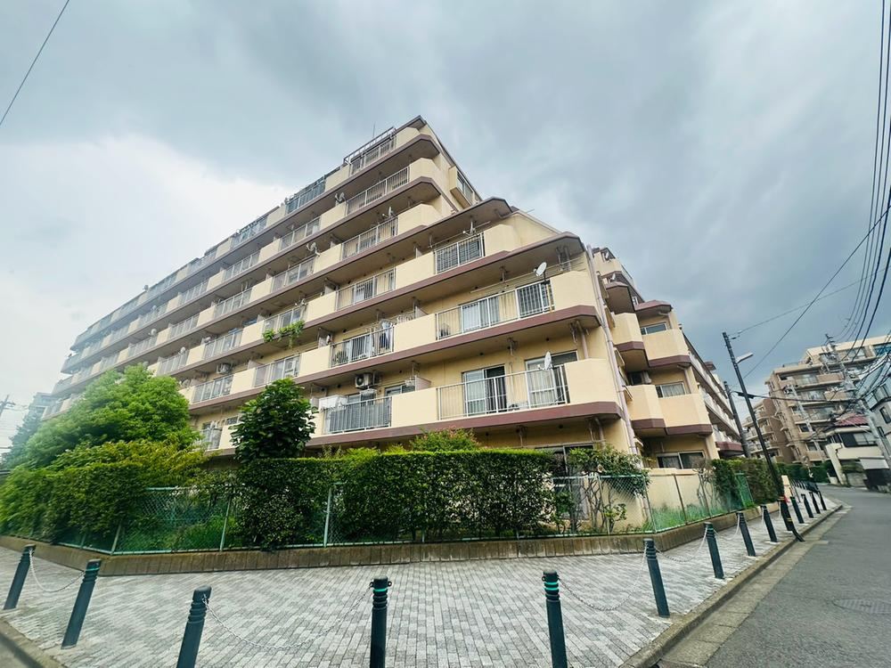 2LDK apartment in Adachi Ward, Tokyo - Photo 1