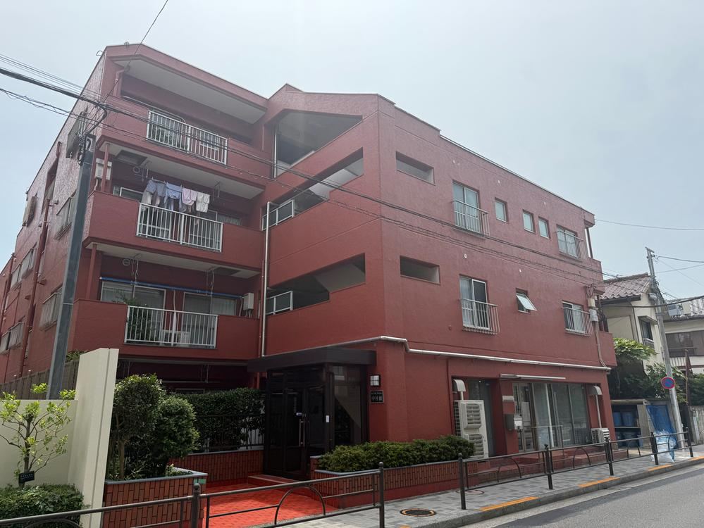 2LDK apartment in Nerima Ward, Tokyo - Photo 1