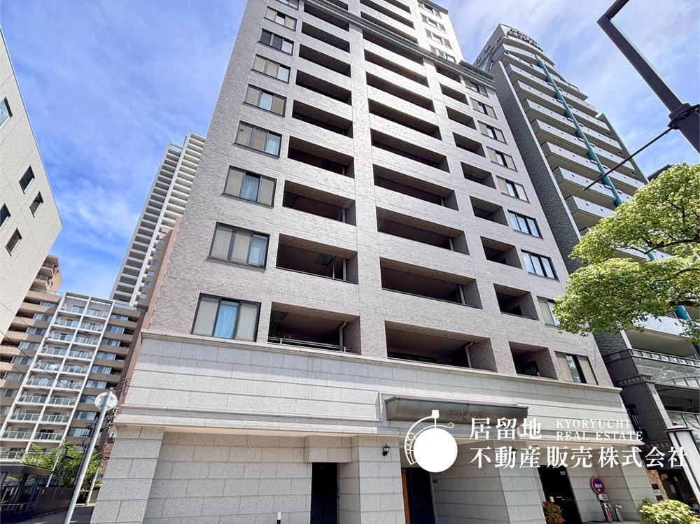 2LDK apartment in Chuo Ward, Kobe, Hyogo - Photo 1