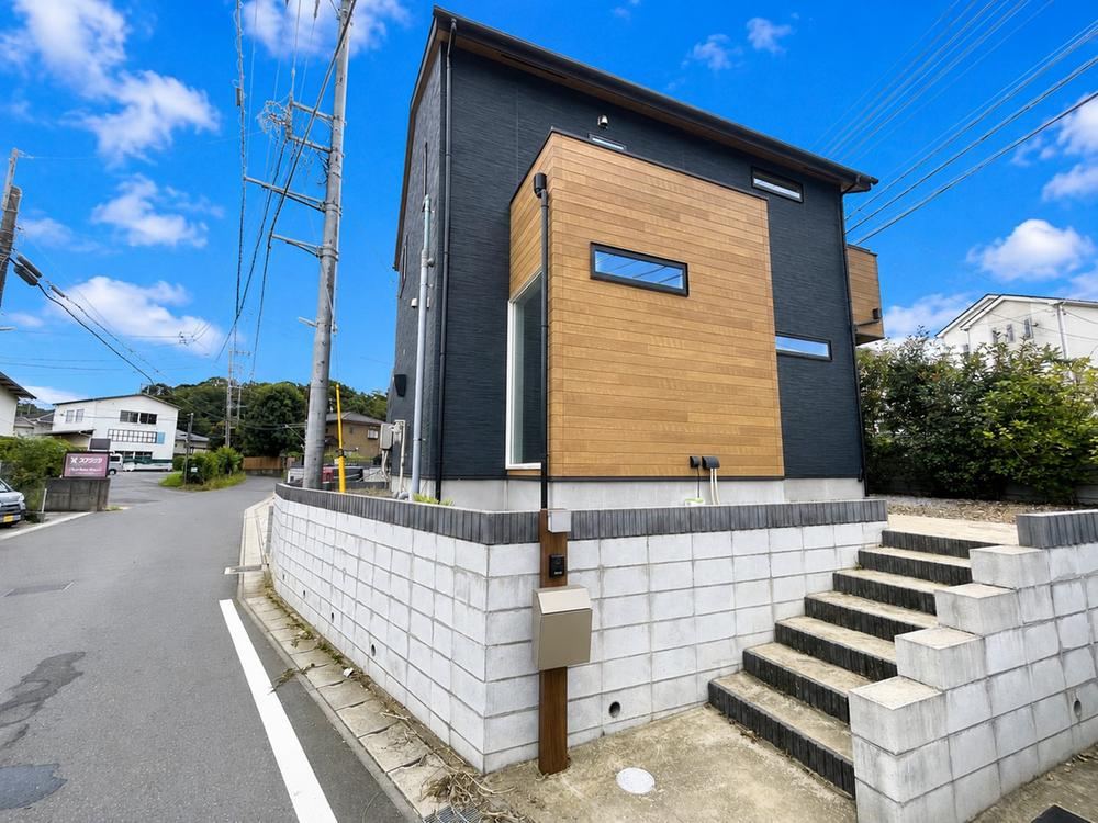 3LDK house in Ichikawa, Chiba - Photo 1