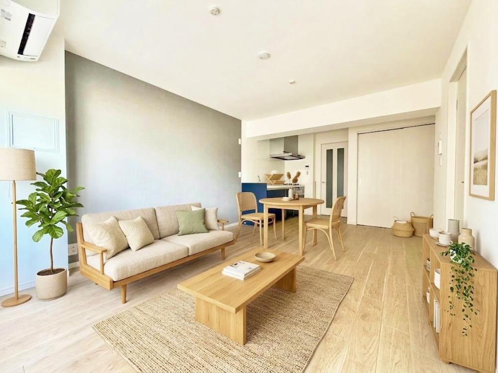 2LDK apartment in Itabashi Ward, Tokyo - Photo 1