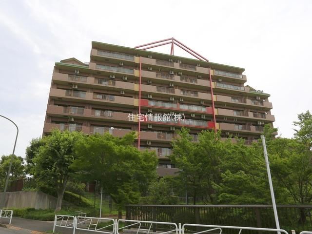 4LDK apartment in Hachioji, Tokyo - Photo 1