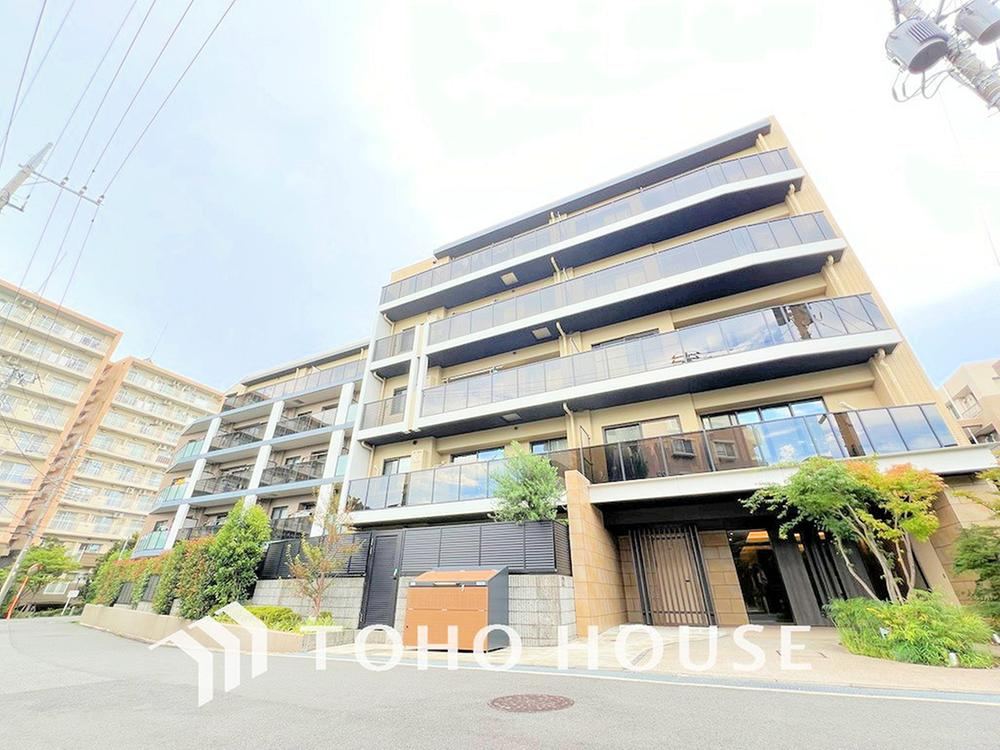 2LDK apartment in Asao Ward, Kawasaki, Kanagawa - Photo 1