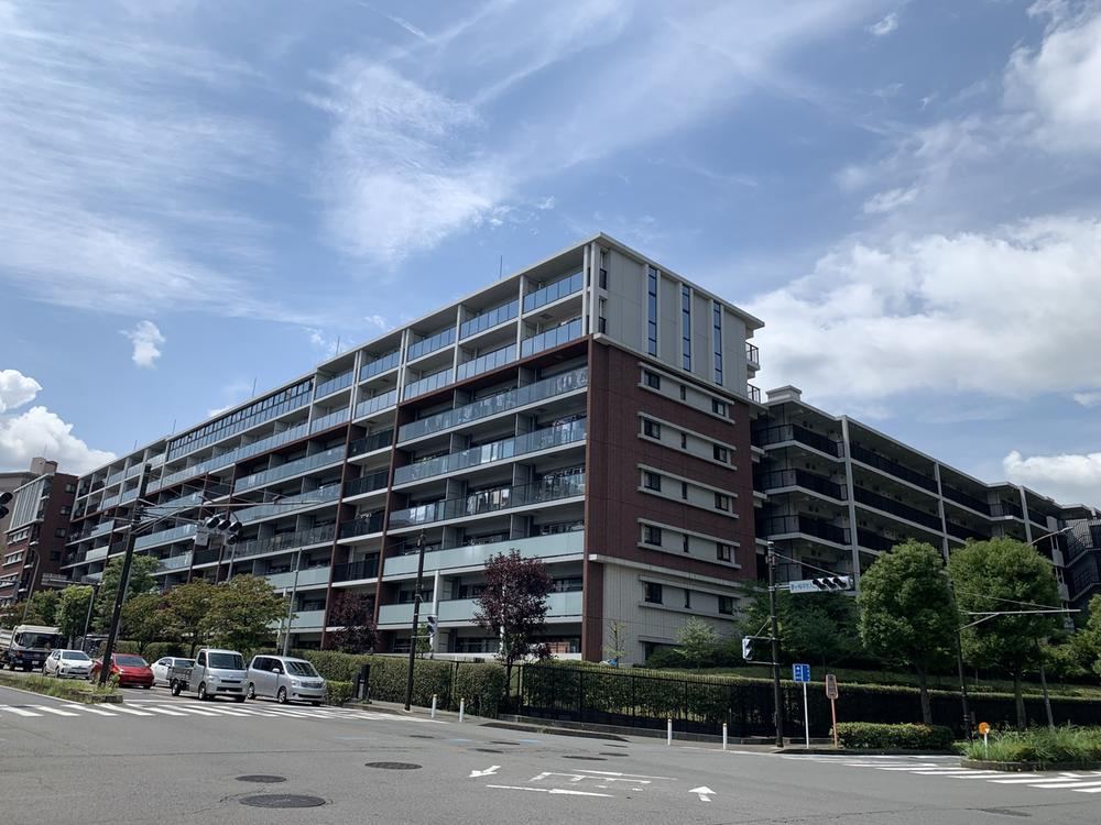 4LDK apartment in Tsuzuki Ward, Yokohama, Kanagawa - Photo 1