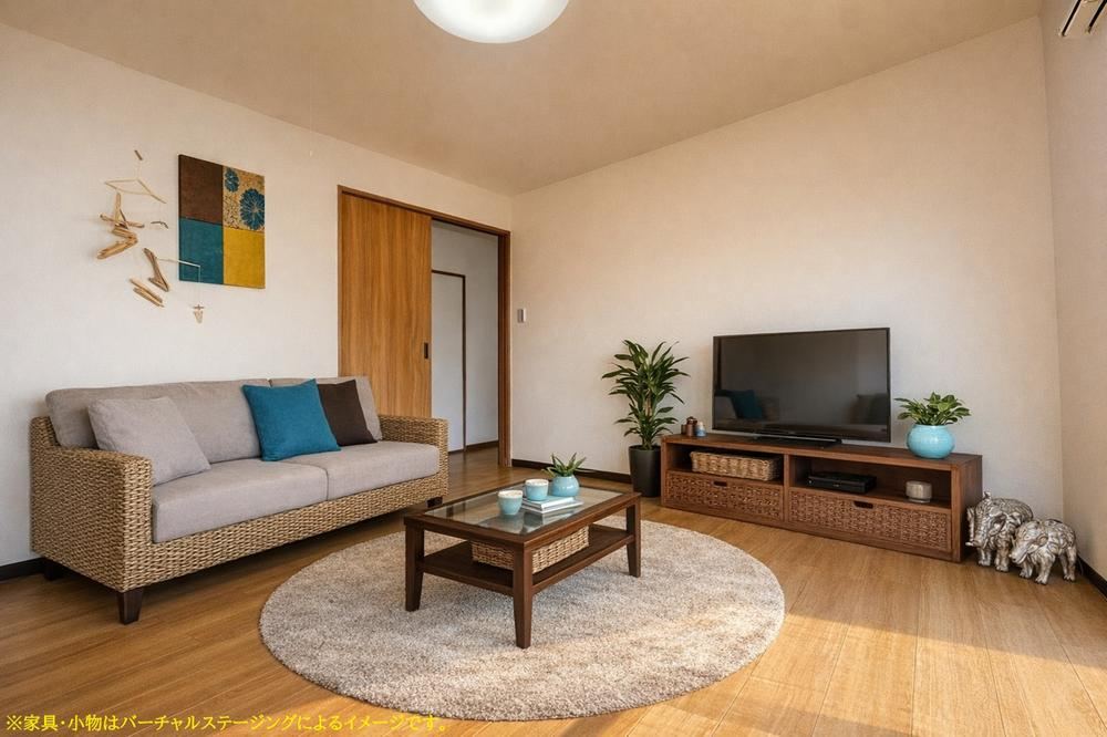 4LDK house in Tarumi Ward, Kobe, Hyogo - Photo 1