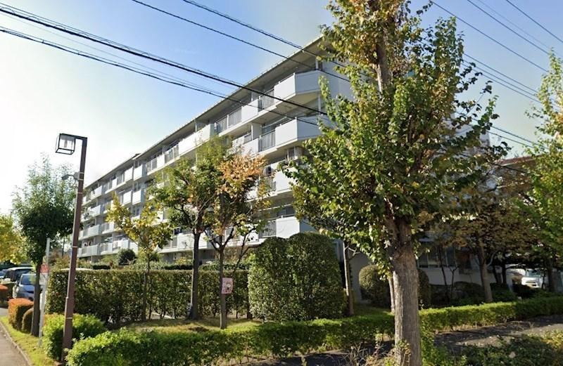 3LDK apartment in Minami Ward, Saitama - Photo 1