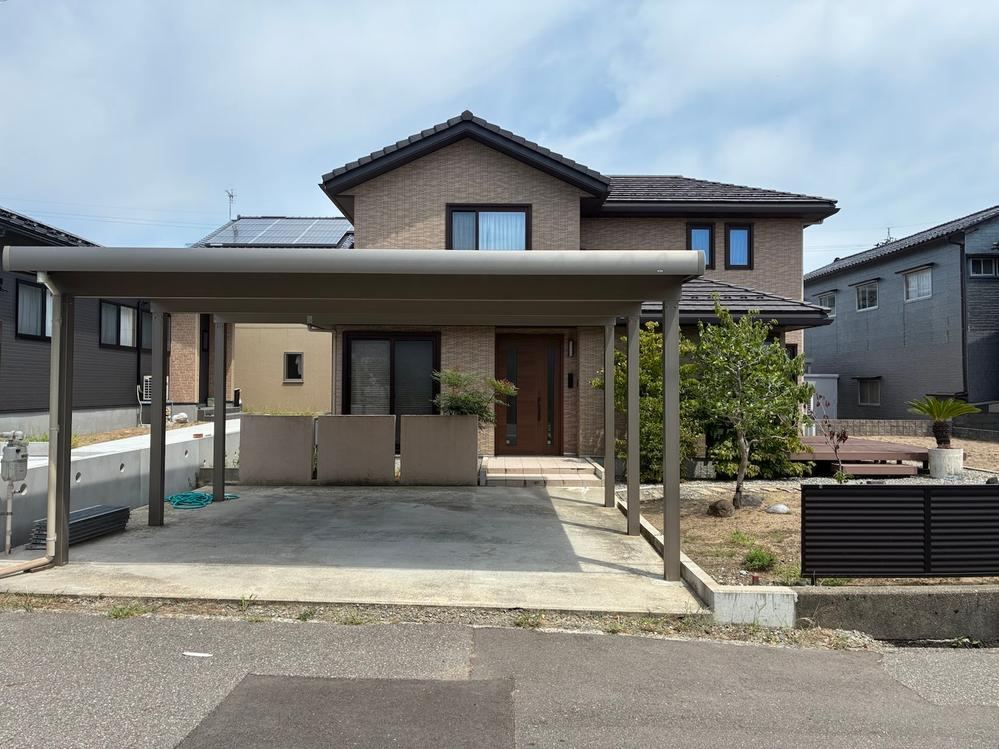 4LDK house in Kanazawa, Ishikawa - Photo 1