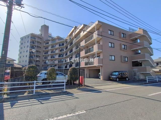 2LDK+S apartment in Chuo Ward, Chiba - Photo 1