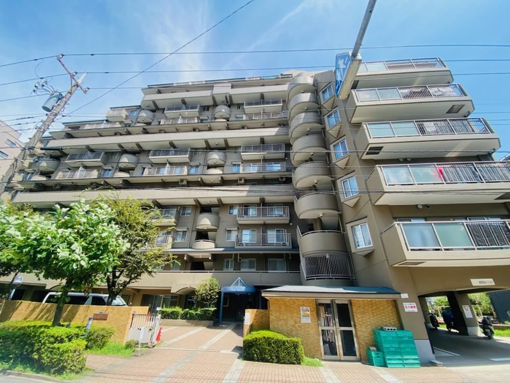 3LDK apartment in Koto Ward, Tokyo - Photo 1