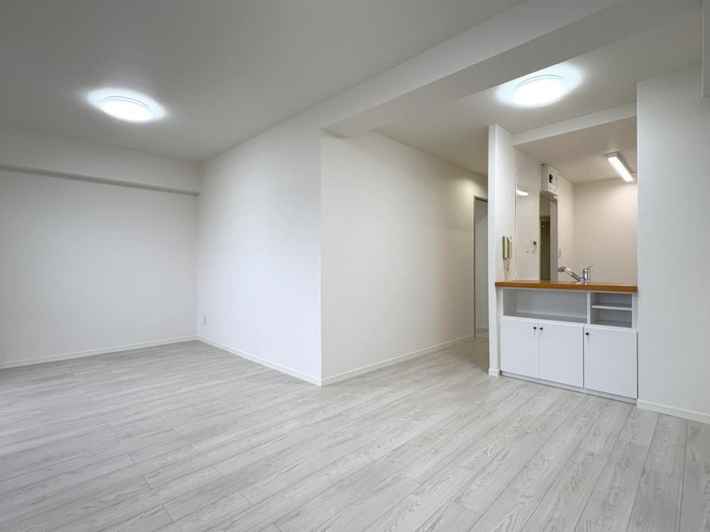 2LDK apartment in Kanazawa Ward, Yokohama, Kanagawa - Photo 1