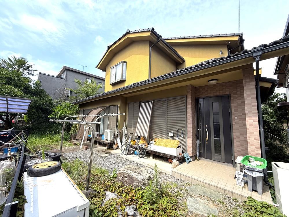 7LDK house in Kawagoe, Saitama - Photo 1