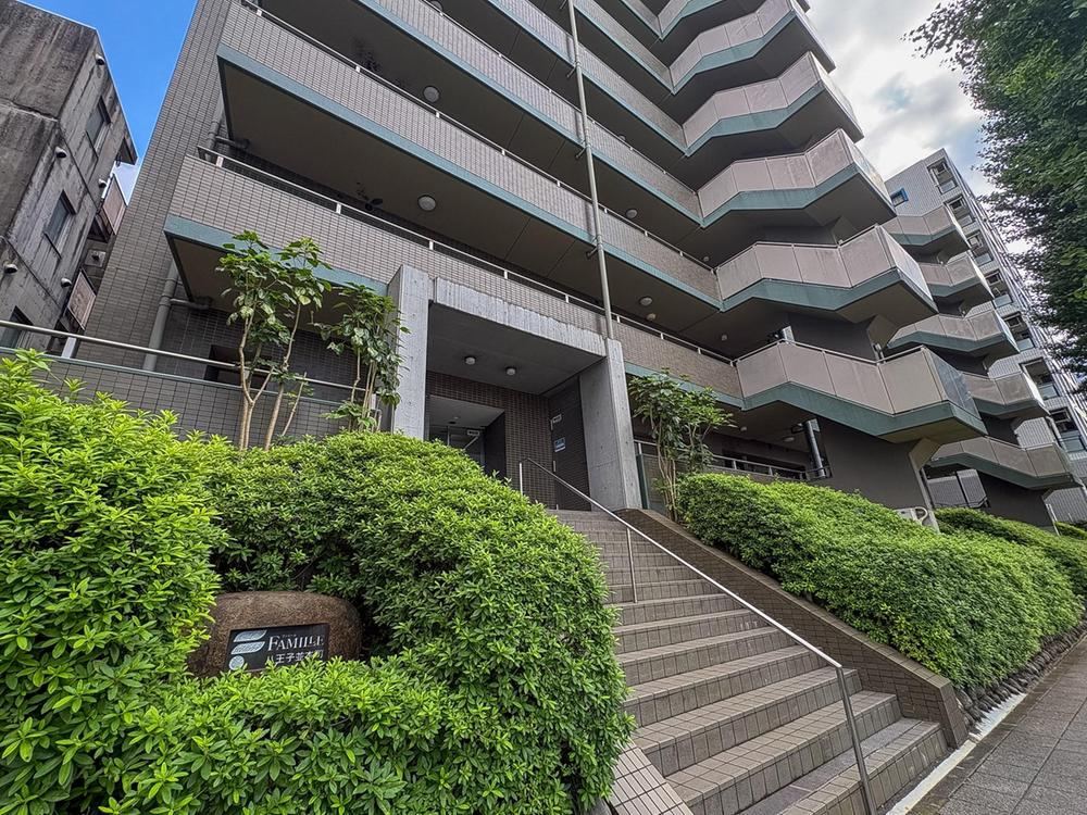 3LDK apartment in Hachioji, Tokyo - Photo 1