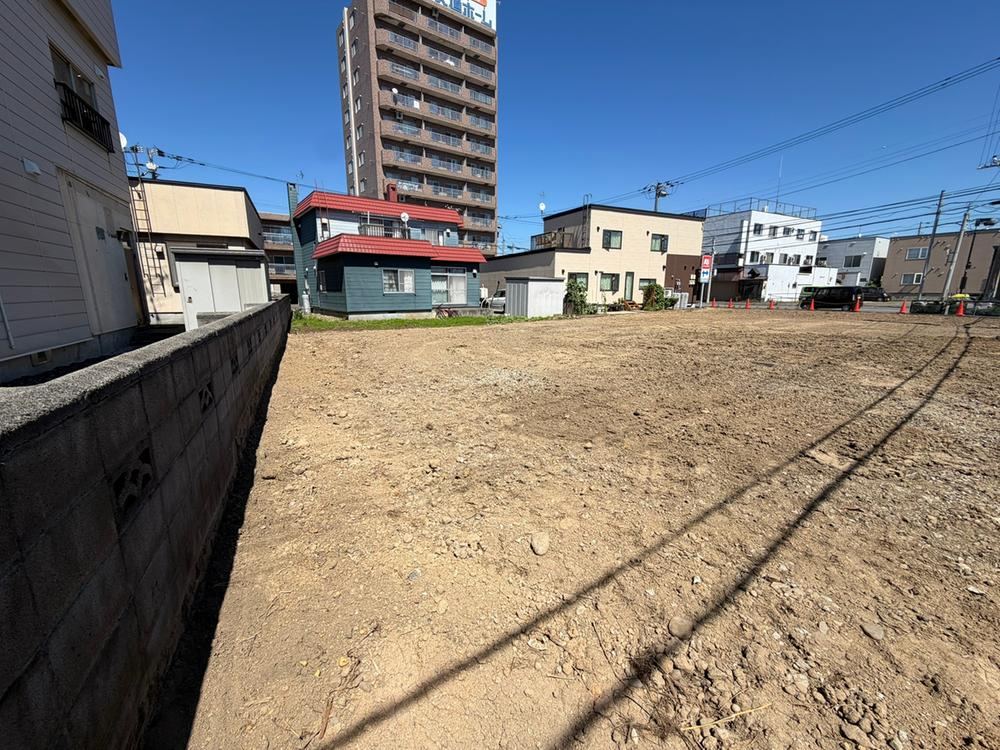 133 m² land in Higashi Ward, Sapporo, Hokkaido - Photo 1