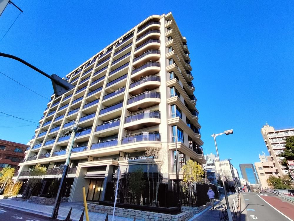 3LDK apartment in Koto Ward, Tokyo - Photo 1