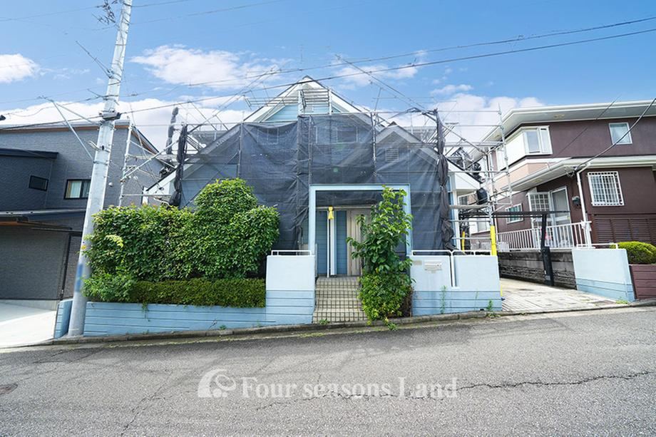 4LDK house in Hiratsuka, Kanagawa - Photo 1