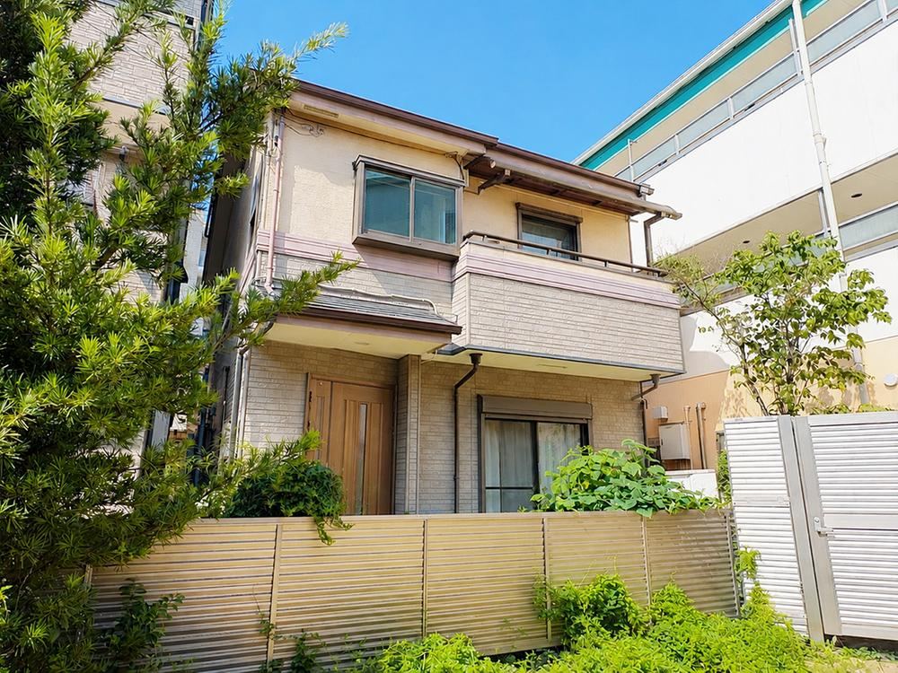 3LDK house in Adachi Ward, Tokyo - Photo 1