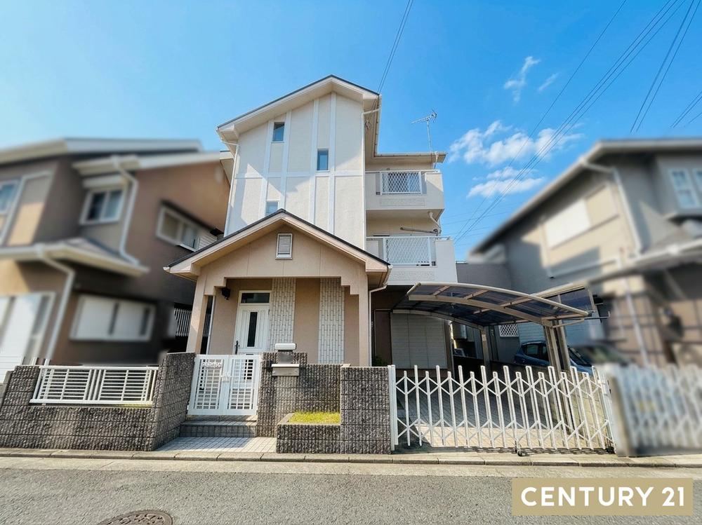 4LDK house in Kakogawa, Hyogo - Photo 1