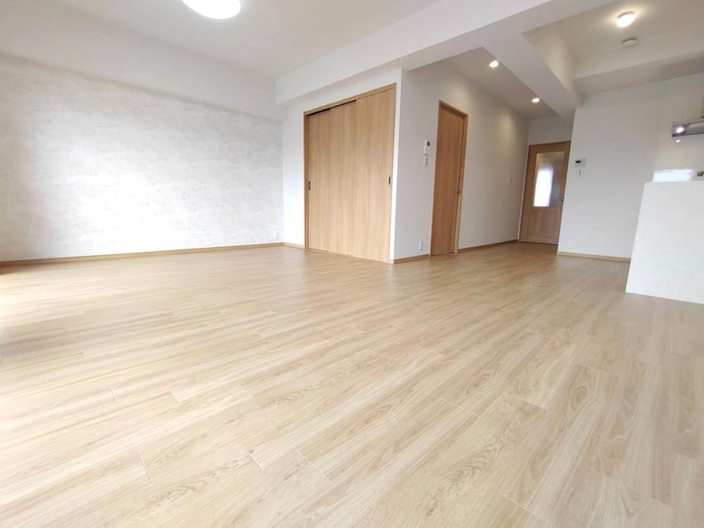 2LDK apartment in Minami Ward, Nagoya, Aichi - Photo 1