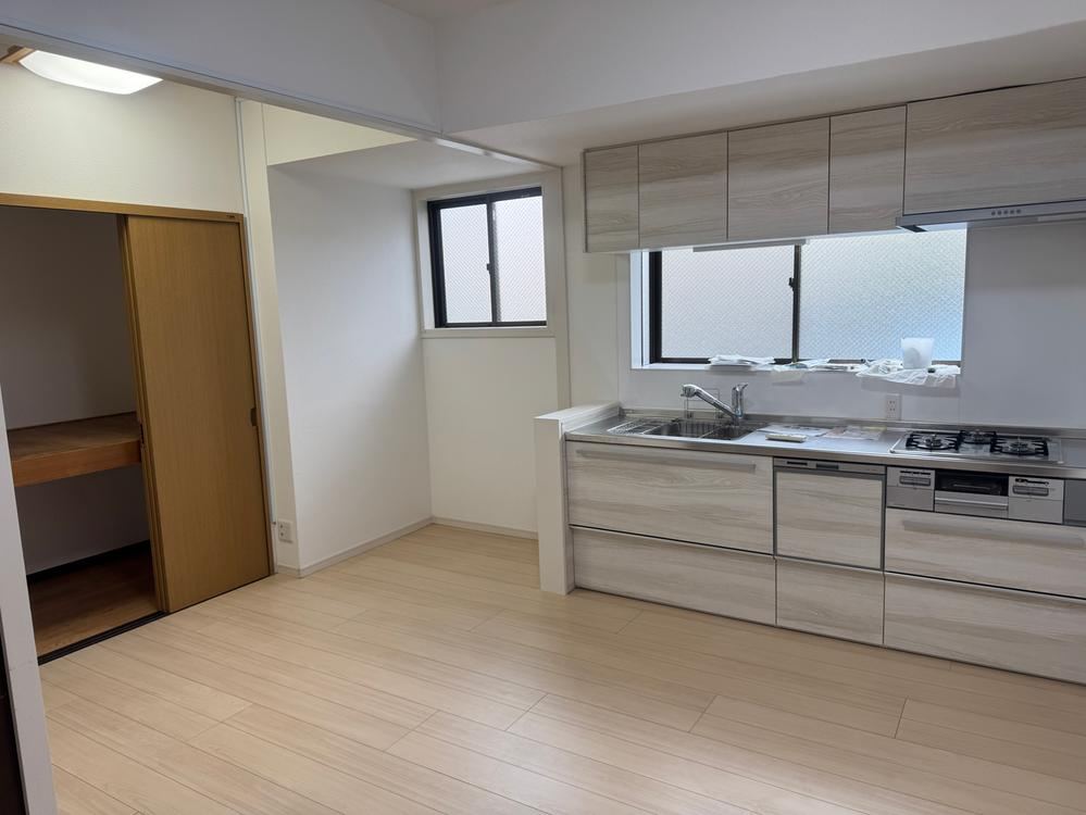 3LDK apartment in Bunkyo Ward, Tokyo - Photo 1
