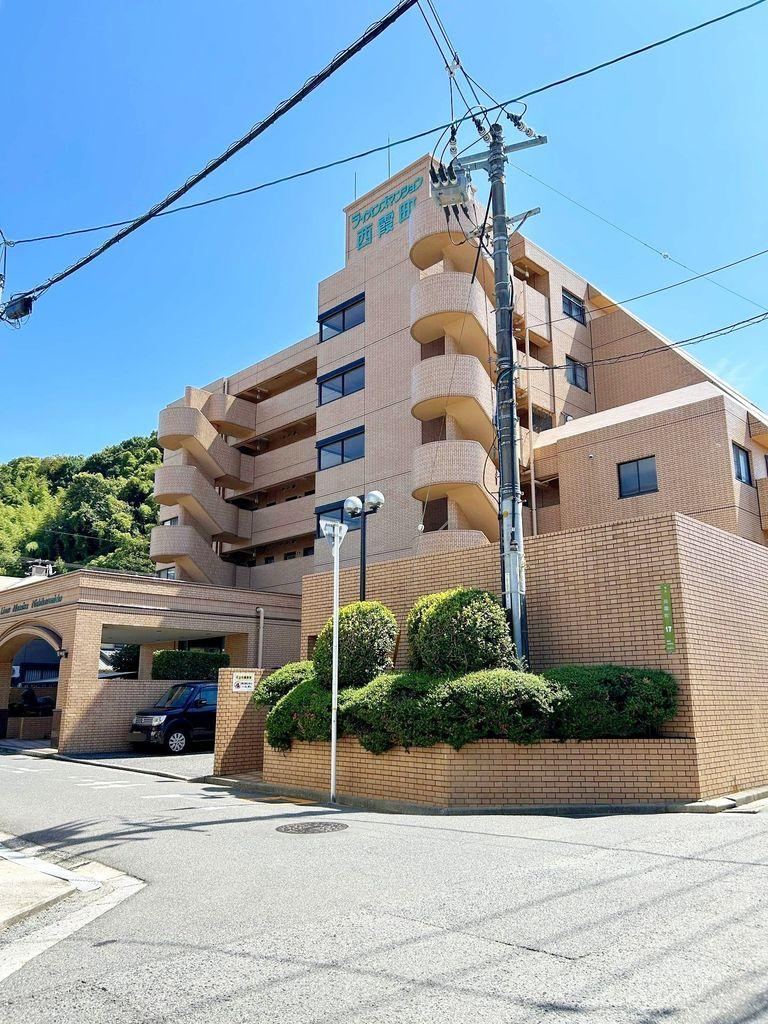 3LDK apartment in Minami Ward, Hiroshima - Photo 1