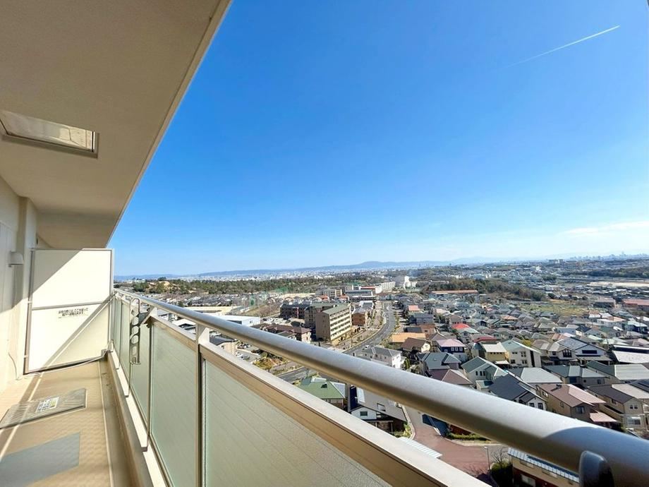 4LDK apartment in Ibaraki, Osaka - Photo 1