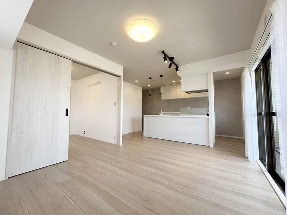 3LDK apartment in Funabashi, Chiba - Photo 1