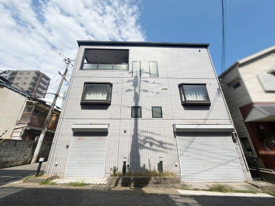 3LDK house in Chuo Ward, Kobe, Hyogo - Photo 1