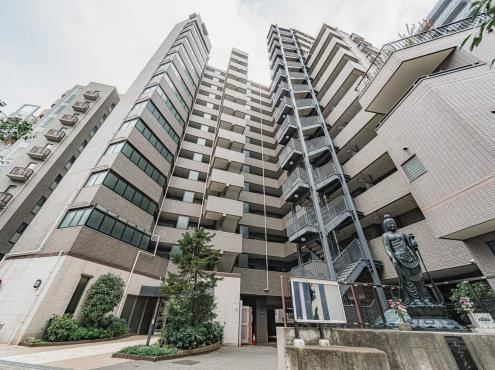 3LDK apartment in Kita Ward, Tokyo - Photo 1