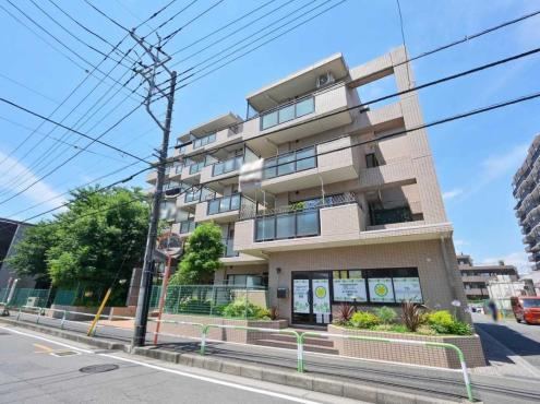 3LDK apartment in Asaka, Saitama - Photo 1
