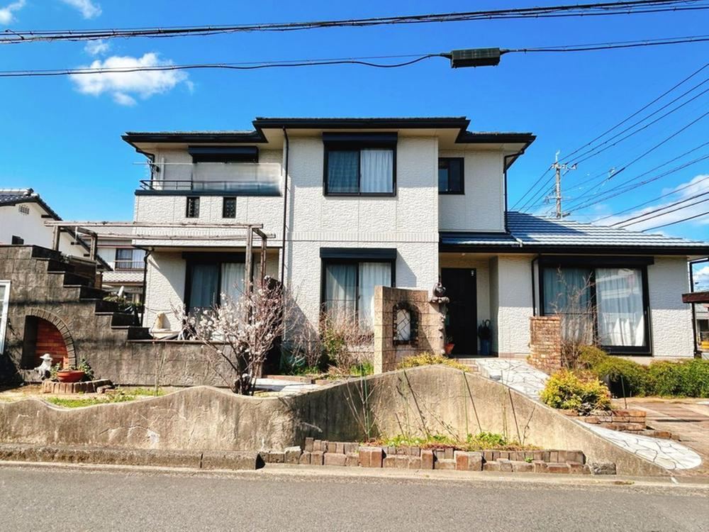 4LDK+S house in Nobeoka, Miyazaki - Photo 1