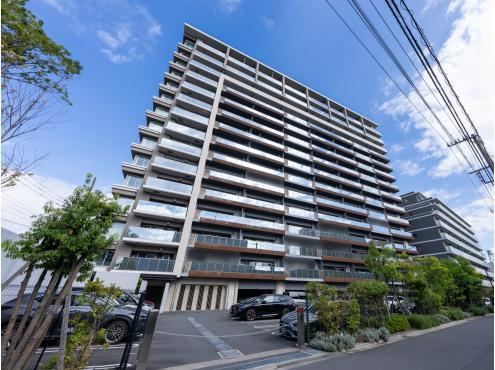 3LDK apartment in Koto Ward, Tokyo - Photo 1