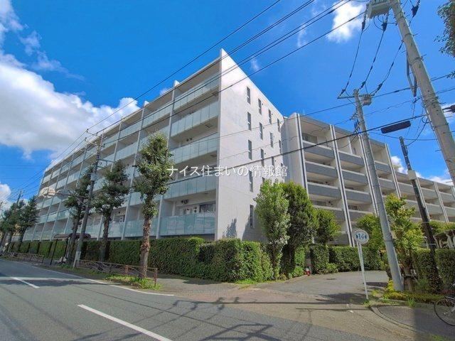 3LDK apartment in Nakahara Ward, Kawasaki, Kanagawa - Photo 1