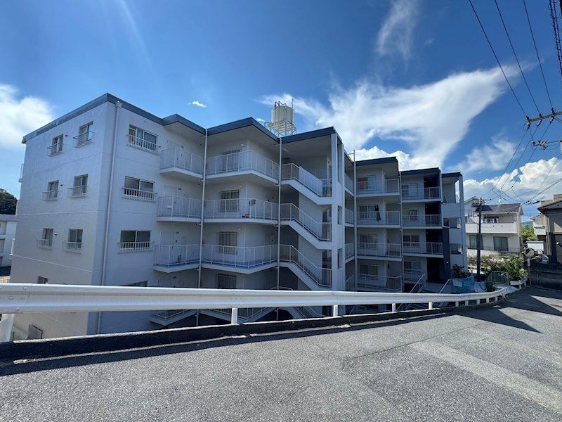 2LDK apartment in Higashi Ward, Hiroshima - Photo 1