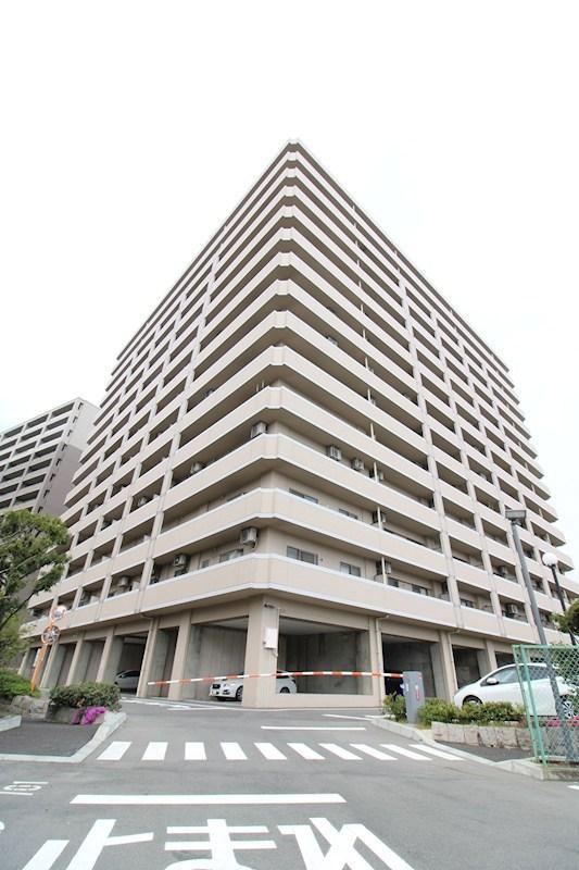 2LDK apartment in Chuo Ward, Niigata - Photo 1