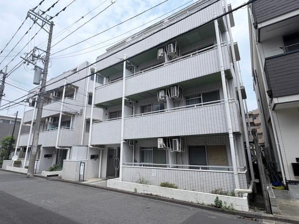 studio apartment in Nakahara Ward, Kawasaki, Kanagawa - Photo 1