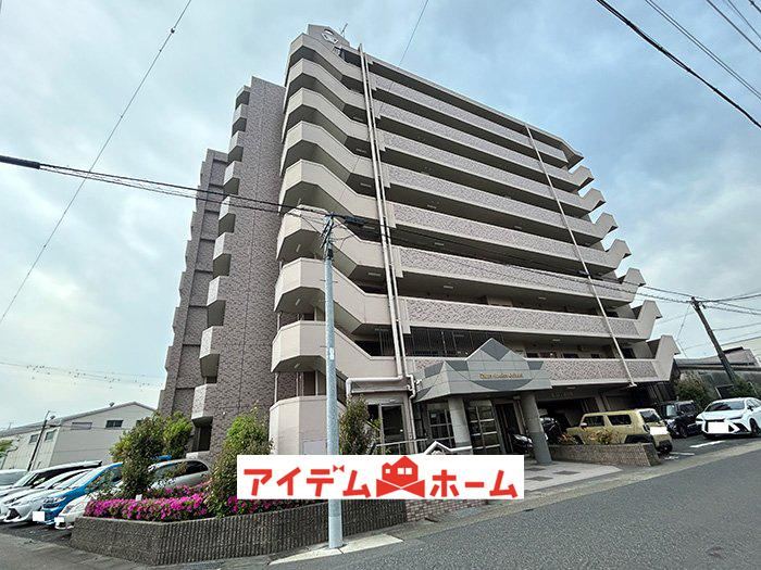 3LDK apartment in Nishi Ward, Nagoya, Aichi - Photo 1