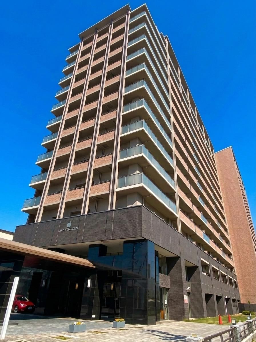 3LDK apartment in Ibaraki, Osaka - Photo 1