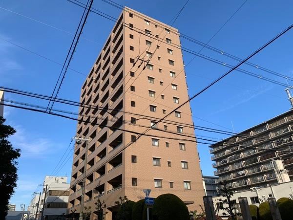 1LDK+S apartment in Joto Ward, Osaka - Photo 1