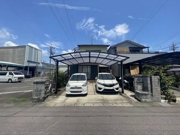 4LDK house in Komaki, Aichi - Photo 1