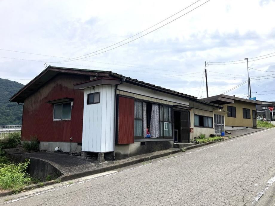4DK house in Fujiyoshida, Yamanashi - Photo 1