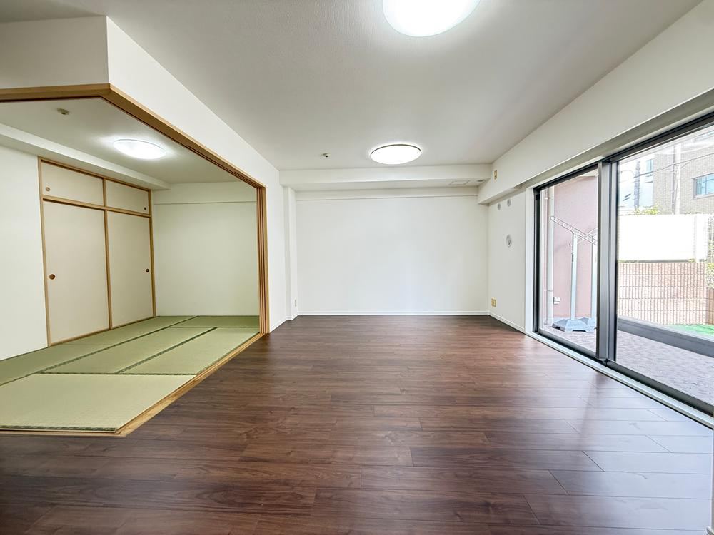 3LDK apartment in Chuo Ward, Chiba - Photo 1