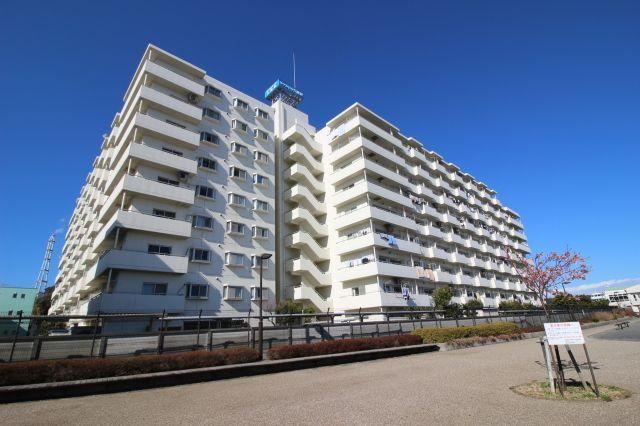 4LDK apartment in Yokosuka, Kanagawa - Photo 1